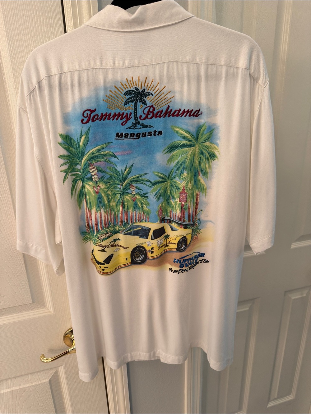 Tommy Bahama White Short-Sleeve Mangusta Graphic Camp Shirt